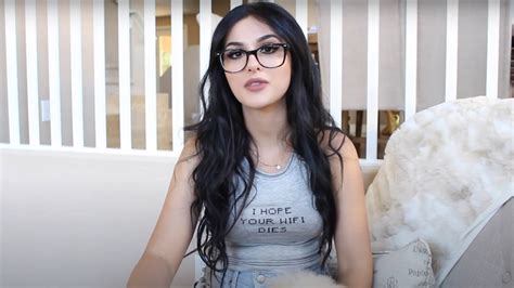 Sssniperwolf: British Story Dogging Porn